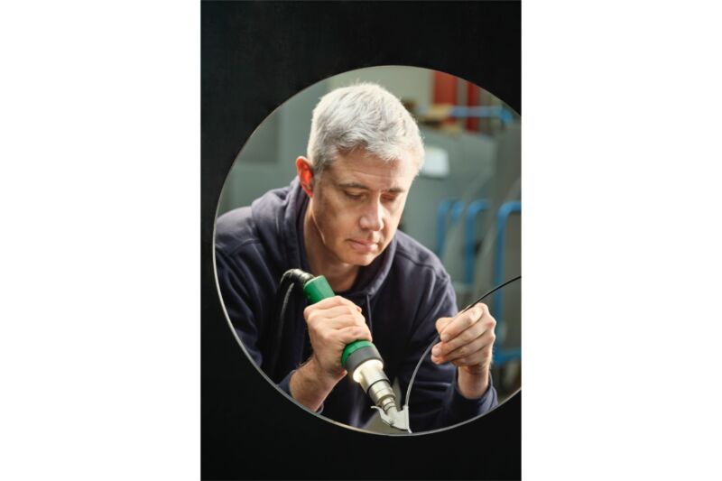 Leister PENWELD 305-A 230V 1000W 173.367 Screw-fit Plastic Welding Gun application draw welding image 8