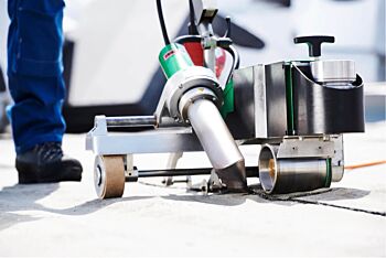 Leister BITUMAT B2 Welding Machine 75mm/100mm 230v 32A modified bitumen roof welding shot 1