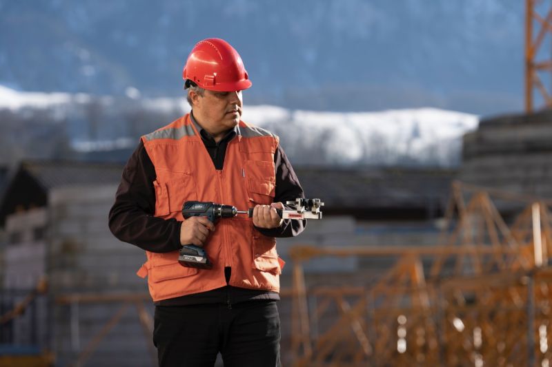 Leister EXAMO 100 170.539 Hand Held Test Tool for Destructive Testing ofWelded Geomembrane - site 3