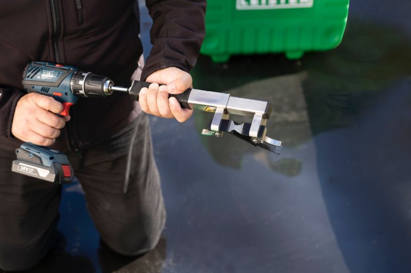 Leister EXAMO 100 170.539 Hand Held Test Tool for Destructive Testing ofWelded Geomembrane - site 5