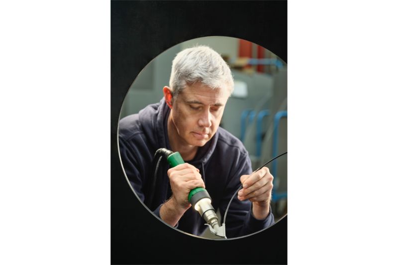 Leister PENWELD 305-A 230V 1000W 173.367 Screw-fit Plastic Welding Gun application draw welding image 8